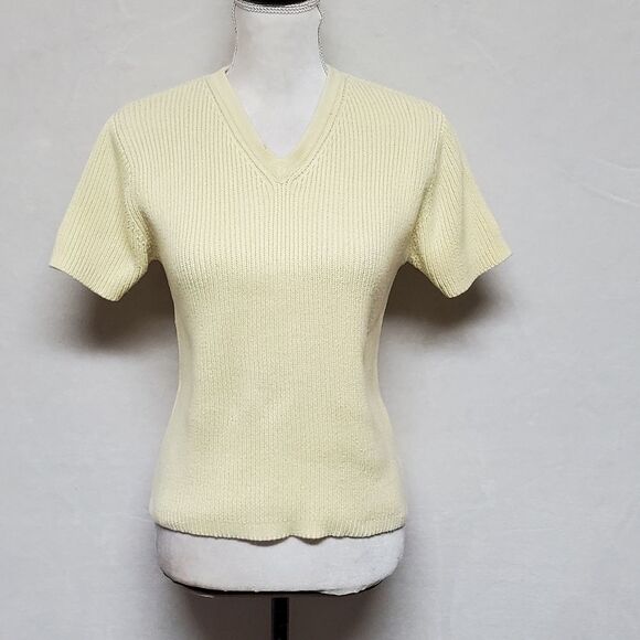 VINTAGE 1990s GAP Butter Yellow Ribbed V-neck Short Sleeve Cropped Sweater Large - Picture 2 of 11